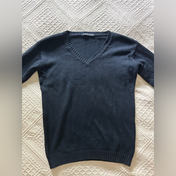 Navy blue brandy melville woolen sweater// NEVER WORN (women) - Picture 2 of 5